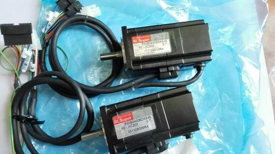 خرید YV100XG Servo Driver P50B04006DCS6F استفاده می شود Yamaha W Motor Axis 60W 0.7A تولید آنلاین