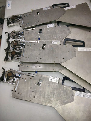 خرید EVER 12mm فیدر برای Eves EM-760L SMT ماشین اصلی استفاده می شود، شرایط خوب است تولید آنلاین